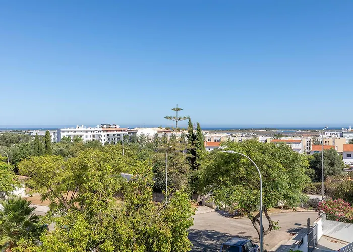 Casa Jenny טאווירה