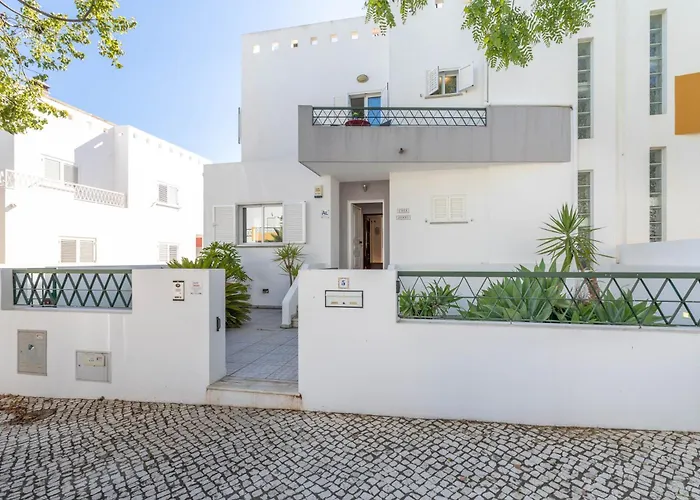 בית נופש Casa Jenny טאווירה