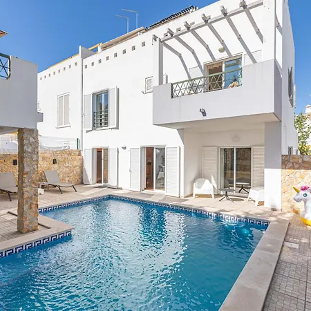 Casa Jenny Tavira