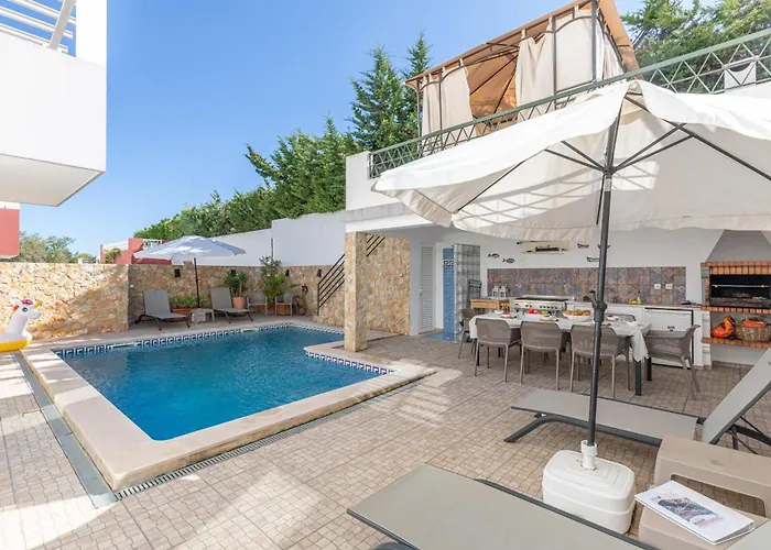 Casa Jenny Holiday home